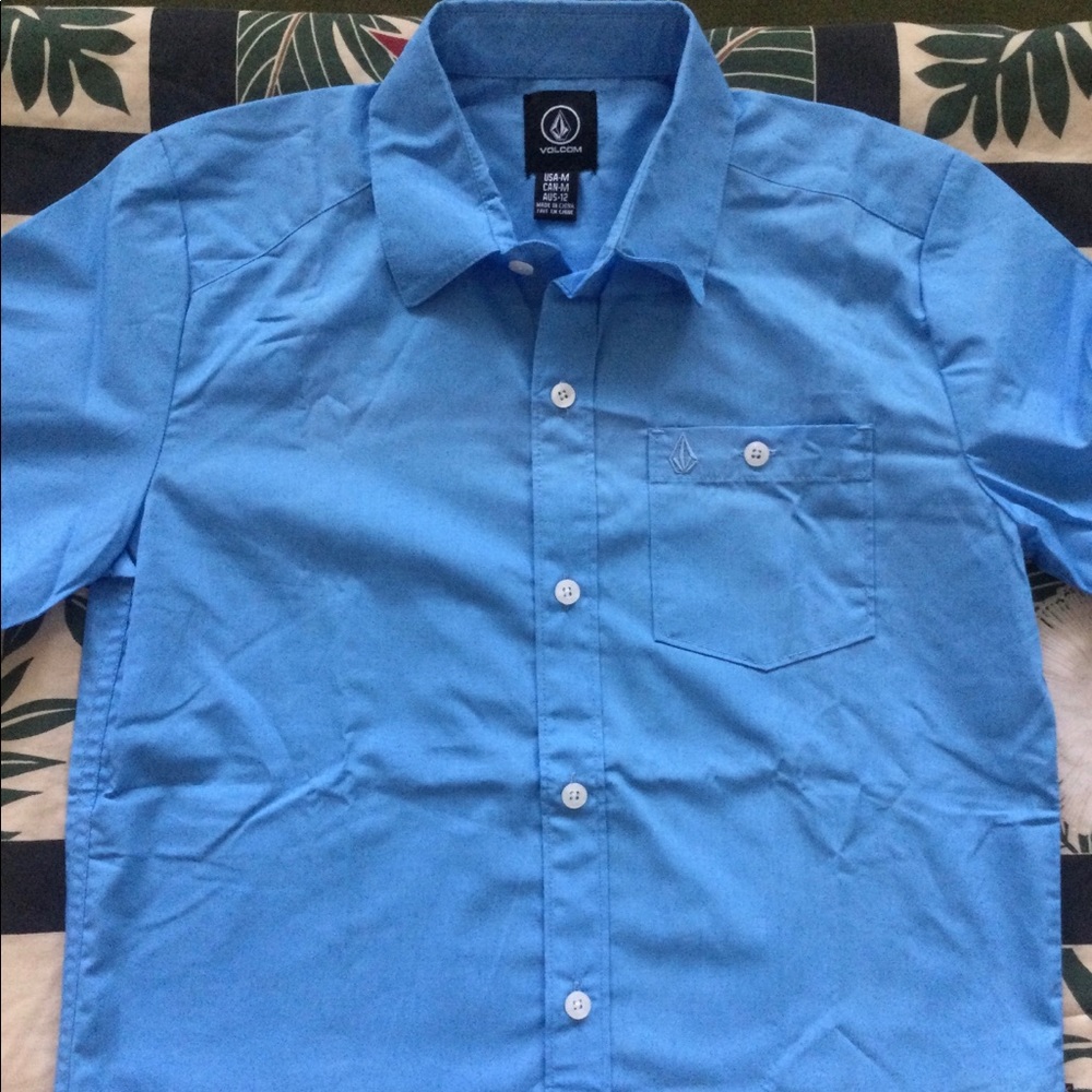 Volcom Shirt NWT